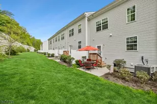 1304 Parkview Ln, Rockaway Township, NJ 07866 - Photo 31