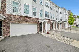 1304 Parkview Ln, Rockaway Township, NJ 07866 - Photo 3