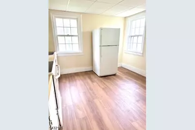100 Main St - Front Apt #3, Newton, NJ 07860 - Photo 15