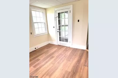 100 Main St - Front Apt #3, Newton, NJ 07860 - Photo 13