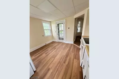100 Main St - Front Apt #3, Newton, NJ 07860 - Photo 11