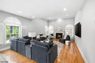 9 Cornerstone Way, Livingston, NJ 07039 - Photo 13