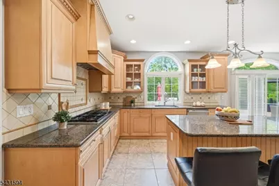 9 Cornerstone Way, Livingston, NJ 07039 - Photo 7
