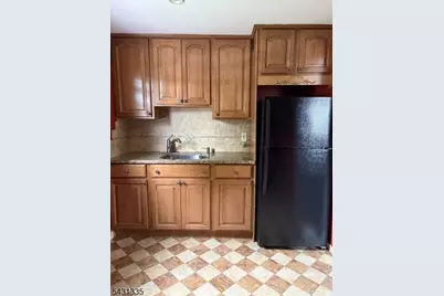 142 Orchard St, Garfield, NJ 07026 - Photo 5