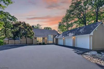 1530 Mountain Top Rd, Bridgewater, NJ 08807 - Photo 3
