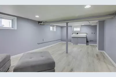 63 Carolina Ave, Newark, NJ 07106 - Photo 19