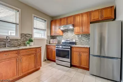 63 Carolina Ave, Newark, NJ 07106 - Photo 7