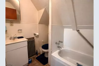 208 Duane St, Orange, NJ 07050 - Photo 13