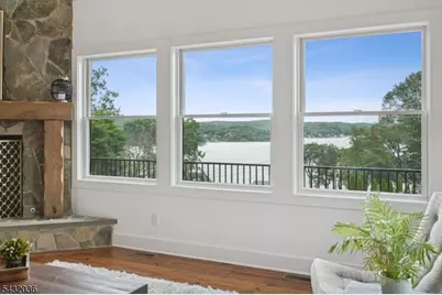 8 Sutton Rd, Hopatcong, NJ 07843 - Photo 19