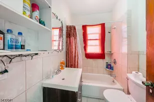 1039 Anna St, Elizabeth, NJ 07201 - Photo 13