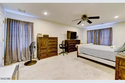 50 Winifred Dr, Totowa, NJ 07512 - Photo 29