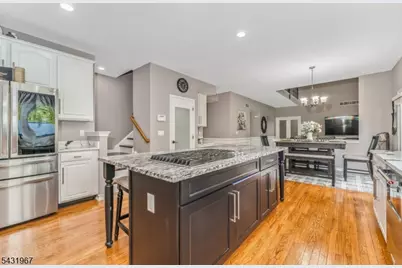 26 Alpaugh Dr, Bethlehem Township, NJ 08802 - Photo 21