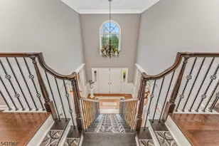 26 Alpaugh Dr, Bethlehem Township, NJ 08802 - Photo 9