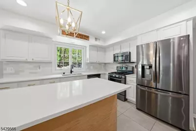 71 Chincopee Rd, Jefferson Township, NJ 07849 - Photo 7