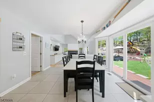 71 Chincopee Rd, Jefferson Township, NJ 07849 - Photo 11