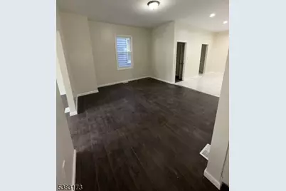 377 Littleton Ave, Newark, NJ 07103 - Photo 15
