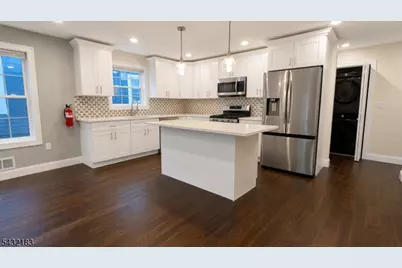 7 Maple St #1, Bloomfield, NJ 07003 - Photo 5