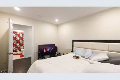 7 Maple St #1, Bloomfield, NJ 07003 - Photo 5