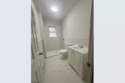 55 Hawkins St, Newark, NJ 07105 - Photo 5