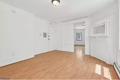 55 Hawkins St, Newark, NJ 07105 - Photo 17
