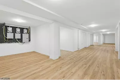 55 Hawkins St, Newark, NJ 07105 - Photo 45