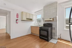 55 Hawkins St, Newark, NJ 07105 - Photo 43
