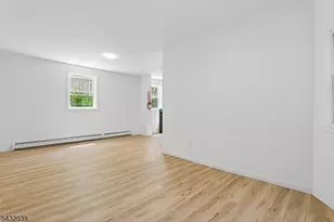 55 Hawkins St, Newark, NJ 07105 - Photo 5