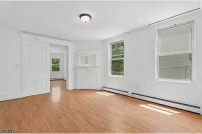 55 Hawkins St, Newark, NJ 07105 - Photo 29