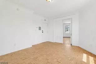 55 Hawkins St, Newark, NJ 07105 - Photo 31
