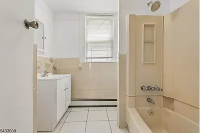 55 Hawkins St, Newark, NJ 07105 - Photo 35