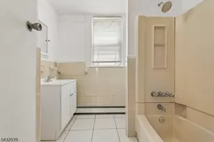 55 Hawkins St, Newark, NJ 07105 - Photo 35