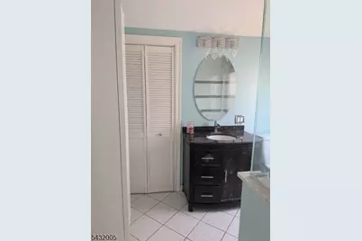 35 Sanford Pl, Newark, NJ 07106 - Photo 3