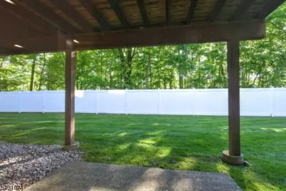 5 Hansen Pl, Wayne Twp., NJ 07470 - Photo 33