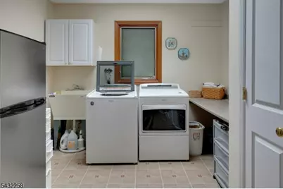 319 S Orange Ave, Livingston, NJ 07039 - Photo 13