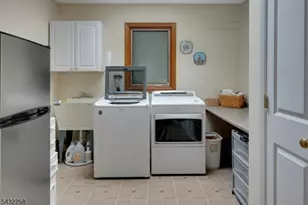 319 S Orange Ave, Livingston, NJ 07039 - Photo 13