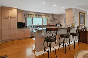 319 S Orange Ave, Livingston, NJ 07039 - Photo 9
