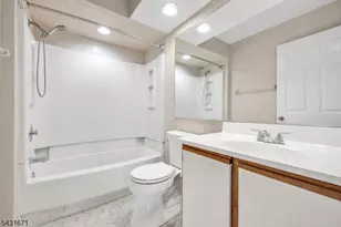 213 Stratford Pl, Bridgewater, NJ 08805 - Photo 23