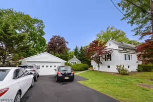 50 Dean St, Glen Rock, NJ 07452 - Photo 17