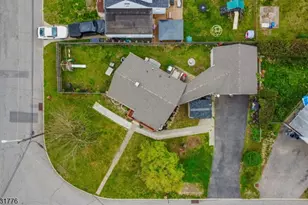 34 Decker Rd, Wanaque, NJ 07420 - Photo 5