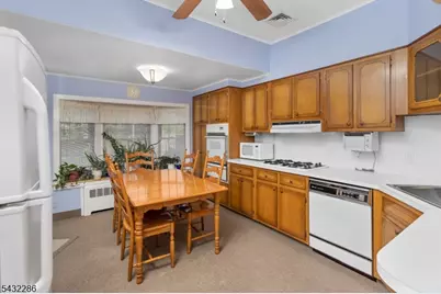 173 N Main St, Milltown, NJ 08850 - Photo 31