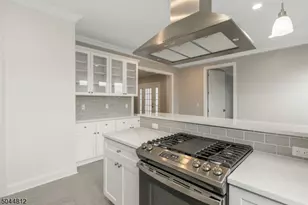 45 N Fullerton Ave, Montclair, NJ 07042 - Photo 13