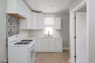 16 E 19th St, Linden, NJ 07036 - Photo 11