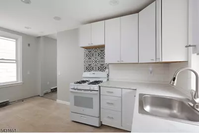 16 E 19th St, Linden, NJ 07036 - Photo 13