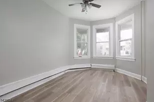 16 E 19th St, Linden, NJ 07036 - Photo 9