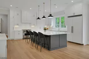 18 Lincoln Ave, Florham Park, NJ 07932 - Photo 17