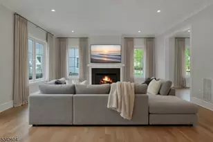 18 Lincoln Ave, Florham Park, NJ 07932 - Photo 13