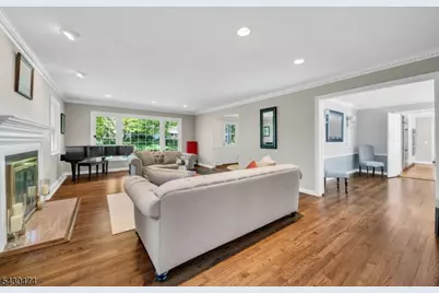 935 Minisink Way, Westfield, NJ 07090 - Photo 5
