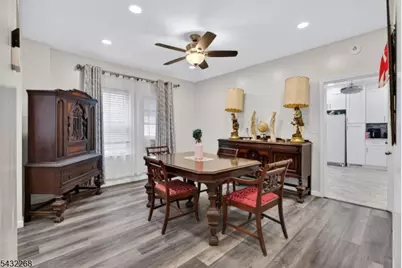 59 Railroad Ave, Phillipsburg, NJ 08865 - Photo 7