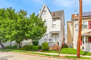 59 Railroad Ave, Phillipsburg, NJ 08865 - Photo 1