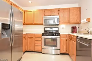 509 Chatfield Dr, Pequannock Township, NJ 07444 - Photo 9